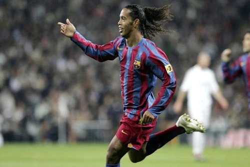Ronaldinho là thiên tài sân cỏ