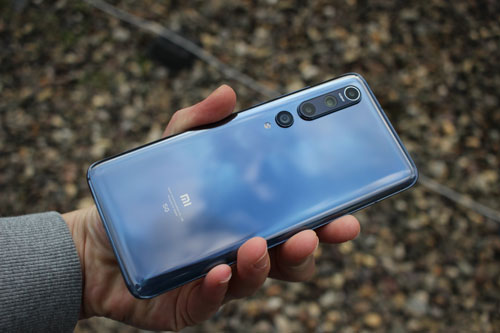 Trên tay Xiaomi Mi 10 5G tại Việt Nam