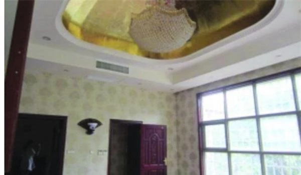 Từng có vụ thảm sát kinh hoàng, ngôi nhà "ma ám" bỗng nhiên bán được giá khủng vì... - 3
