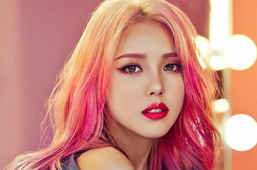 Thần Tài chỉ mặt, 3 con giáp này có số 'ngậm thìa vàng, tài lộc bám chặt, cả đời không lo thiếu tiền