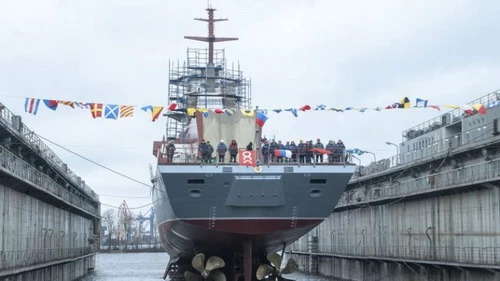 Hải quân Nga phải quay lại đặt hàng đóng mới tàu hộ vệ tên lửa Dự án 20380 lắp động cơ nội địa. Ảnh: TASS.