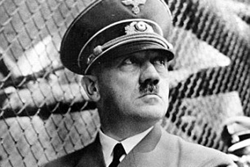 Trùm phát xít Hitler từng sản xuất bom nguyên tử và đĩa bay?