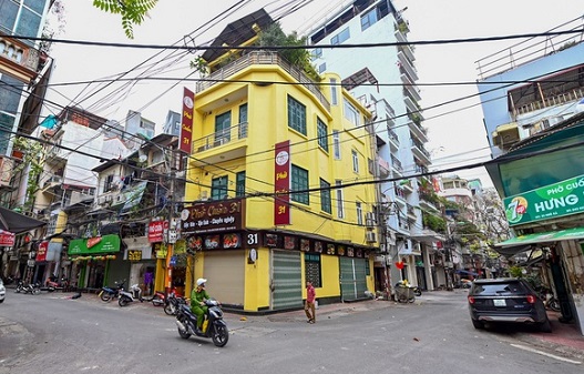 Chống dịch Covid-19: Quán ăn, cơ sở dịch vụ đóng cửa, nhiều người lao động bị thất nghiệp tạm thời 