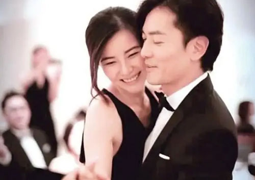 Cuộc sống hạnh phúc không con cái của Trịnh Y Kiện và Mông Gia Tuệ