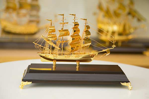 Nửa đêm đặt 4 vật trấn yểm vào phòng khách ngôi nhà, gia chủ nhanh chóng phát tài, thăng quan tiến chức