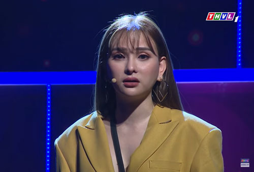 Thu Thủy bật khóc xin lỗi chồng: "Tôi cứ nghĩ mình đã hiểu anh nhiều"