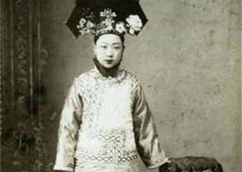 Nhan sắc xinh đẹp của 8 nàng Cách cách nổi tiếng triều đại nhà Thanh