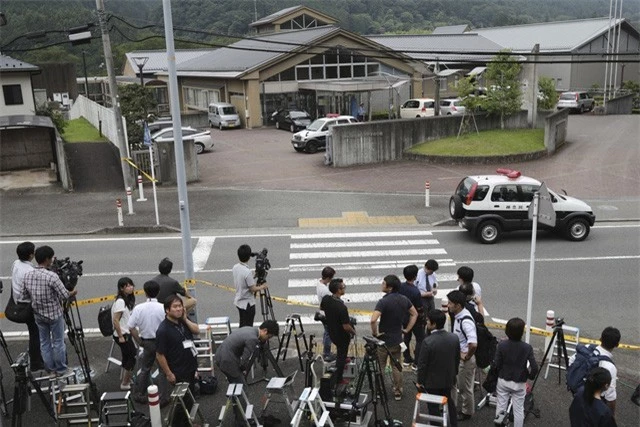 Nhật Bản tuyên án tử hình đối tượng giết 19 người khuyết tật - Ảnh 1.