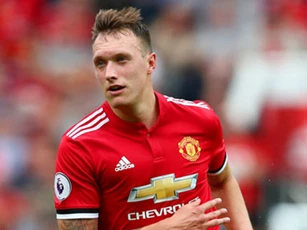 "Cầu thủ ấy không thể trở thành thủ lĩnh Man Utd vì..."