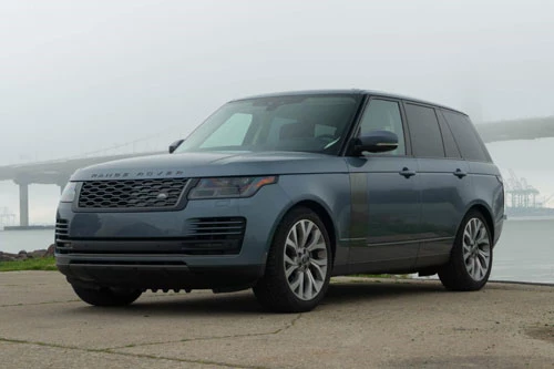 10. Range Rover P400e.