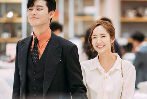 Tái sử dụng từ She Was Pretty, Thư Ký Kim đến Itaewon Class, vòng cổ của Park Seo Joon thành hàng hot hit các shop online "ăn" theo