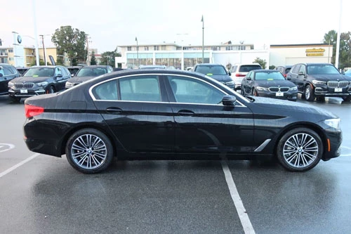 3. BMW 530e.