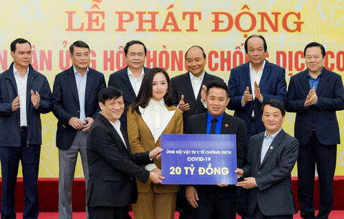 Hoa hậu Mai Phương Thuý đại diện một công ty ủng hộ 20 tỷ đồng phòng chống đại dịch Covid-19