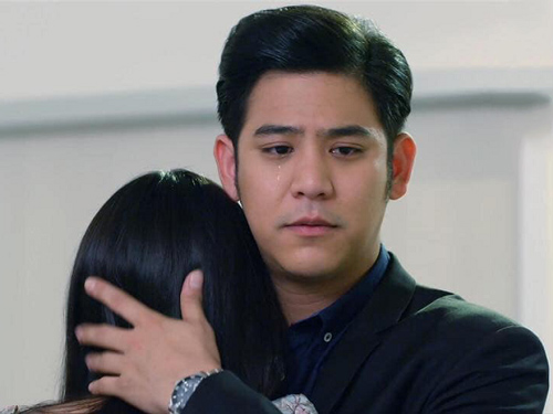 Bị cả nhà xỉa xói lấy gái nạ dòng, chồng tôi hắng giọng nói một câu làm bố mẹ anh im thin thít