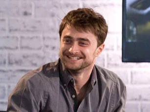 Daniel Radcliffe: “Harry Potter khiến tôi trở thành kẻ nghiện rượu”