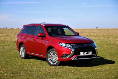 8. Mitsubishi Outlander PHEV.