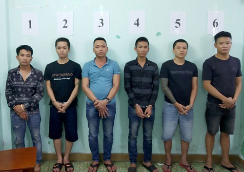 TP.HCM: Băng đòi nợ chém gần đứt cánh tay người can ngăn