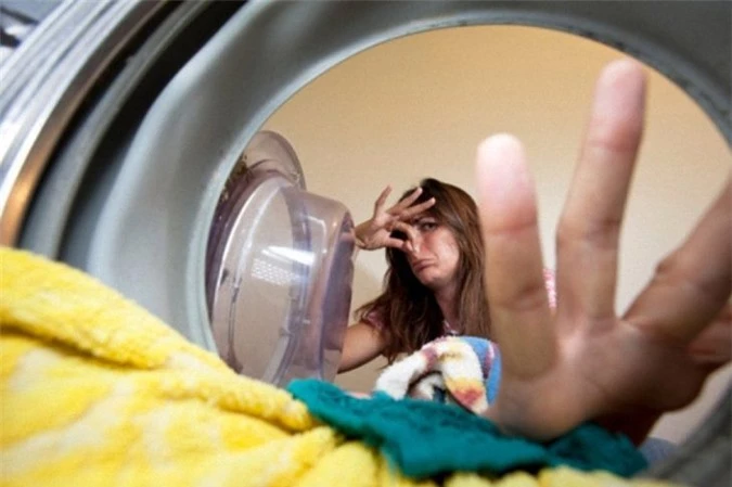 Cách khử mùi cho máy giặt