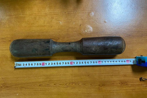 Hà Nội: Mâu thuẫn 10 năm chung sống, chồng lấy chày gỗ đánh vợ tử vong