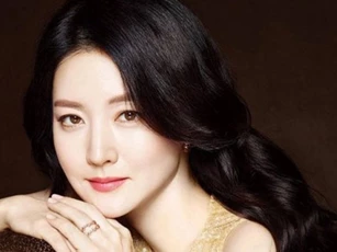 Những nét tướng của người phụ nữ trời sinh quyến rũ, khiến Thần Tài ưng bụng, ưu ái đổ lộc đầy túi