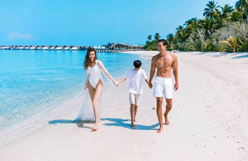 Hồ Ngọc Hà bất ngờ thông báo 'đẻ thêm đứa nữa, mệt nhưng vui'