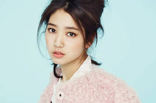 Diễn viên Park Shin Hye.