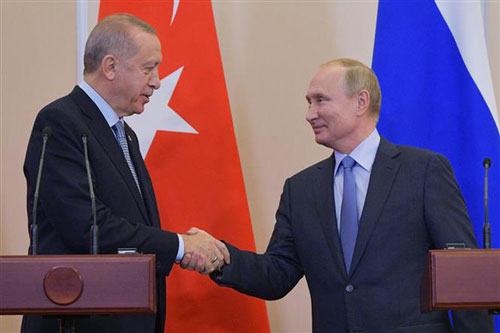 Tổng thống Nga Vladimir Putin và người đồng cấp Thổ Nhĩ Kỳ Recep Tayyip Erdogan hôm 5/3 ký thỏa thuận ngừng bắn và thành lập hành lang an ninh rộng 6 km tại tỉnh Idlib, tây bắc Syria, nhấn mạnh cam kết bảo đảm chủ quyền và toàn vẹn lãnh thổ của quốc gia Trung Đông này.