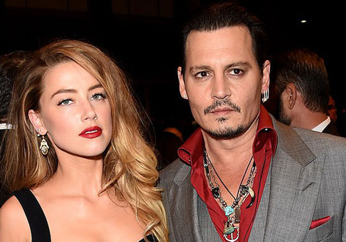 Amber Heard lần đầu thừa nhận việc bạo hành Johnny Depp khi đập cả cánh cửa vào đầu khiến nam tài tử gục ngã