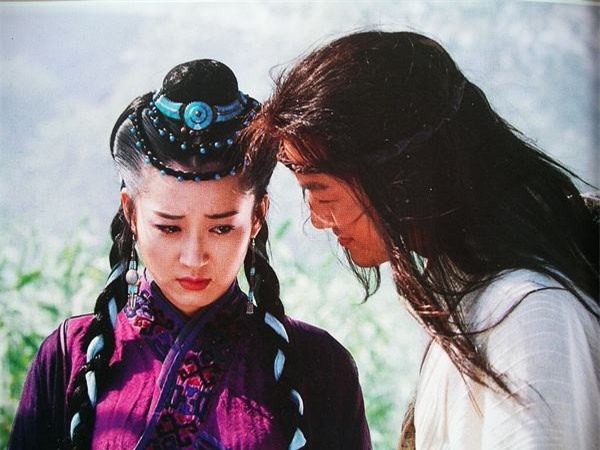 Tình nhân Lệnh Hồ Xung và nụ hôn đẹp nhất một đời Kim Dung