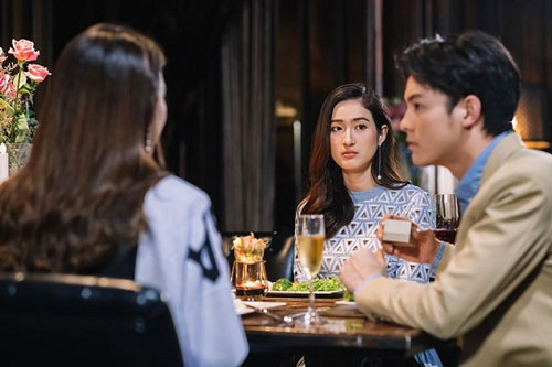 Vào ngày bạn thân mời tôi dùng cơm, tôi đã hí hửng nghĩ sẽ được anh tỏ tình, ngờ đâu diễn biến sau đó làm tôi chao đảo