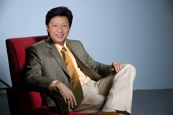 Nhà thiết kế Lê Sĩ Hoàng: Việt Nam - Đất hứa chữa lành