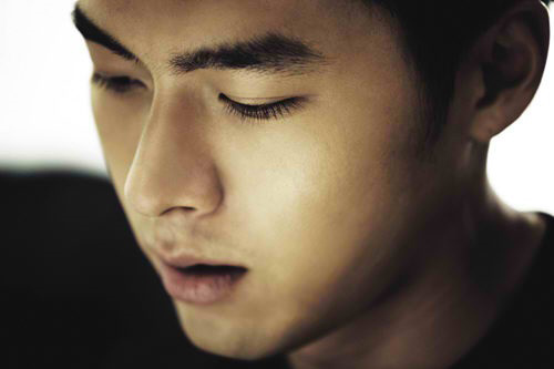 Xem tướng số đoán tính cách, vận mệnh của đàn ông môi thâm