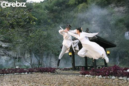 Sự siêu phàm của Kim Dung khiến kẻ đời sau chỉ nuôi mộng kế thừa, không dám nghĩ đến hai chữ lật đổ