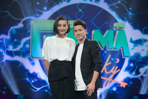 Chồng Lê Thúy từng để vợ đi ăn với người đàn ông khác khi cả hai giận dỗi