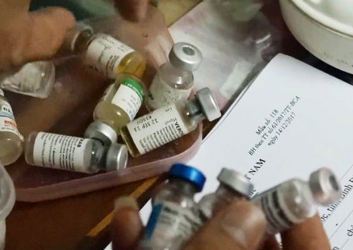 Bình Định: Khởi tố vụ dùng nước cất “chế” vắc xin giả ngừa Covid-19