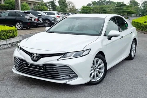 4 xe hạng D bán chạy nhất tháng 2/2020: Toyota Camry đầu bảng