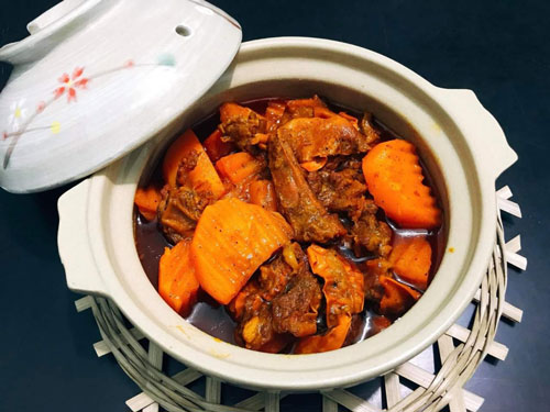 Bò kho khoai tây đậm đà, cả nhà khen tấm tắc