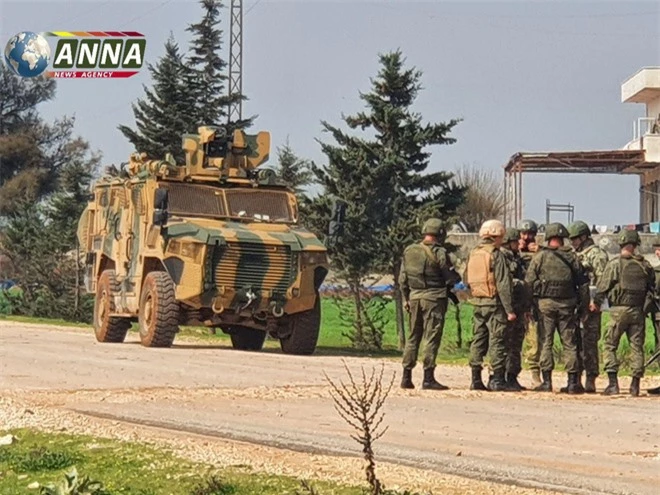 Phiến quân sập bẫy tự tay đánh mất cơ hội cuối cùng: Nga-Syria sẽ đánh thẳng vào Idlib - Ảnh 1. Phiến quân sập bẫy tự tay đánh mất cơ hội cuối cùng: Nga-Syria sẽ đánh thẳng vào Idlib - Ảnh 1.