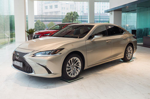 Bảng giá xe Lexus tháng 3/2020