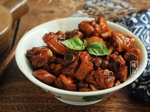 Bí quyết làm gà kho chuẩn vị, ngon lạ miệng