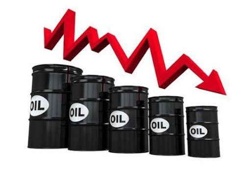 Giá xăng, dầu (18/3): Tiếp tục "lao dốc"