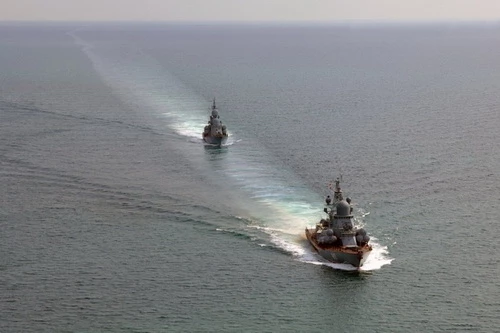 Biên đội tàu chiến Hạm đội Biển Đen Hải quân Nga. Ảnh: RIA Novosti.