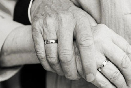 Bất ngờ khi bố tôi U80 vẫn muốn lấy vợ