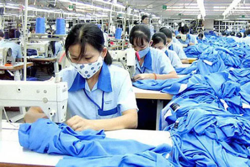 Mỹ và EU tạm ngưng nhập hàng dệt may của Việt Nam vì dịch COVID-19