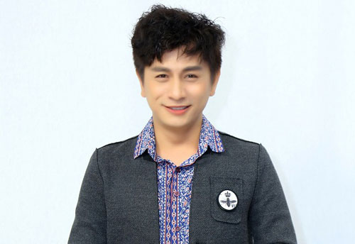 Nghệ sĩ Đình Toàn: Không bao giờ khoe chuyện tình yêu và hàng hiệu trên báo chí