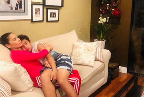 Hé lộ không gian nhà vườn của ca sĩ Trúc Linh ở trời Tây