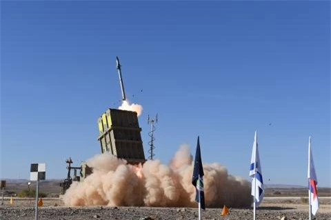 Israel phat trien vu khi manh hon Iron Dome