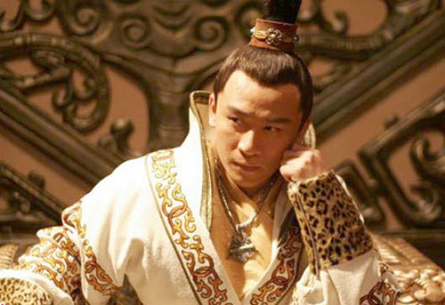 Thái hậu cả gan giết hại hoàng đế để thỏa sức ‘hưởng lạc’