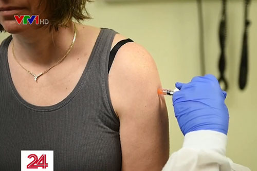 Người đầu tiên thử nghiệm vaccine ngừa virus gây COVID-19 tại Mỹ