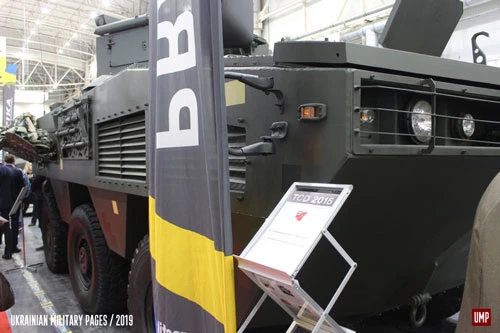Loại xe thiết giáp chở quân đời mới vừa được Ukraine quảng cáo có tên Otaman-3. Đây là dòng xe thiết giáp chở quân mạnh mẽ hứa hẹn sẽ là báo thép trên chiến trường.